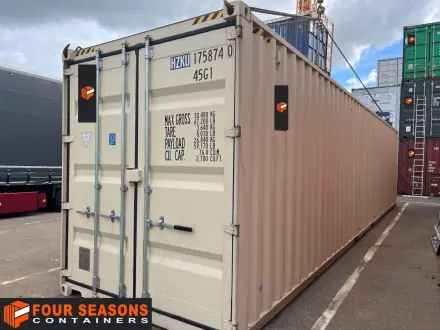 20’ shipping container for company warehouse one‑trip, FSCU 717 620-9 – Los Angeles, CA, USA | Four Seasons Containers