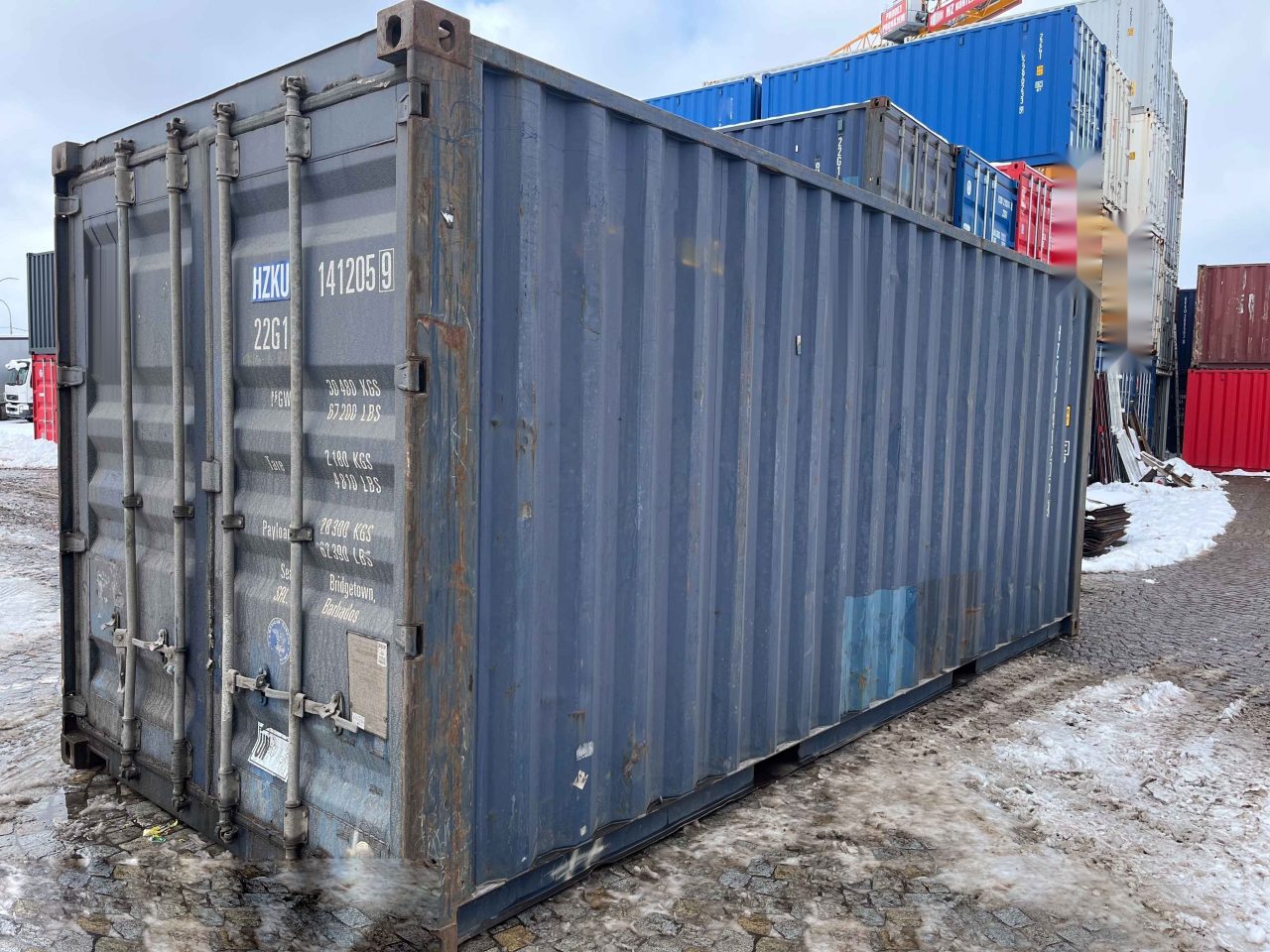 Decommissioned shipping container for storage of non-demanding material 20’ AS IS 10, FSCU 203 378-8 – Cargo Worthy (CW) | Four Seasons Containers
