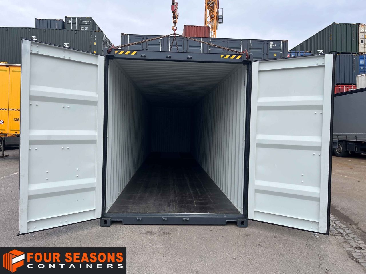 40’HC container for sale with free shipping throughout the Czech Republic one-trip and RAL 7016 color, 707 091-3 – Photo 11