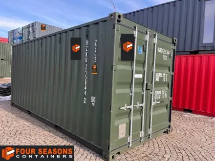 20’ Shipping Container RAL 1015 on a One-Way Trip, 200 092-8 – Miami, FL, USA | Four Seasons Containers