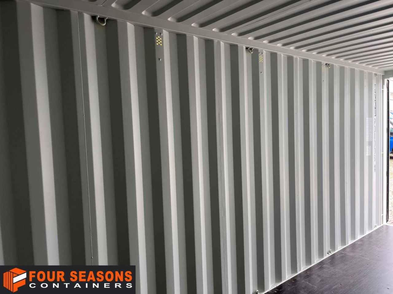 Rental of shipping container 20′ IICL6 Brno – Photo 14