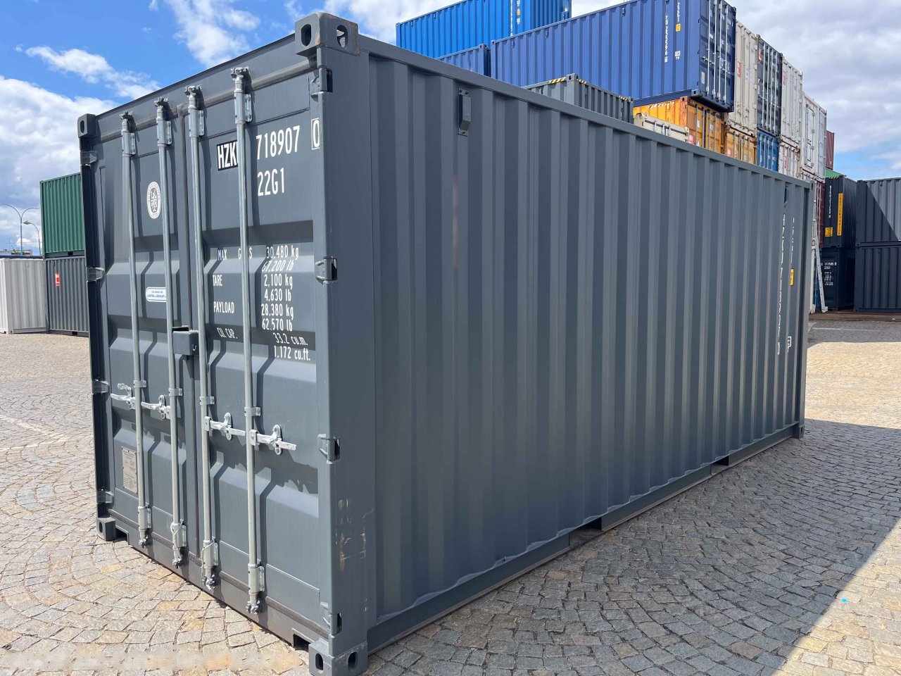 6 m Shipping Container Blue Břeclav IICL6, FSCU 260 726-0 – IICL 6 | Four Seasons Containers