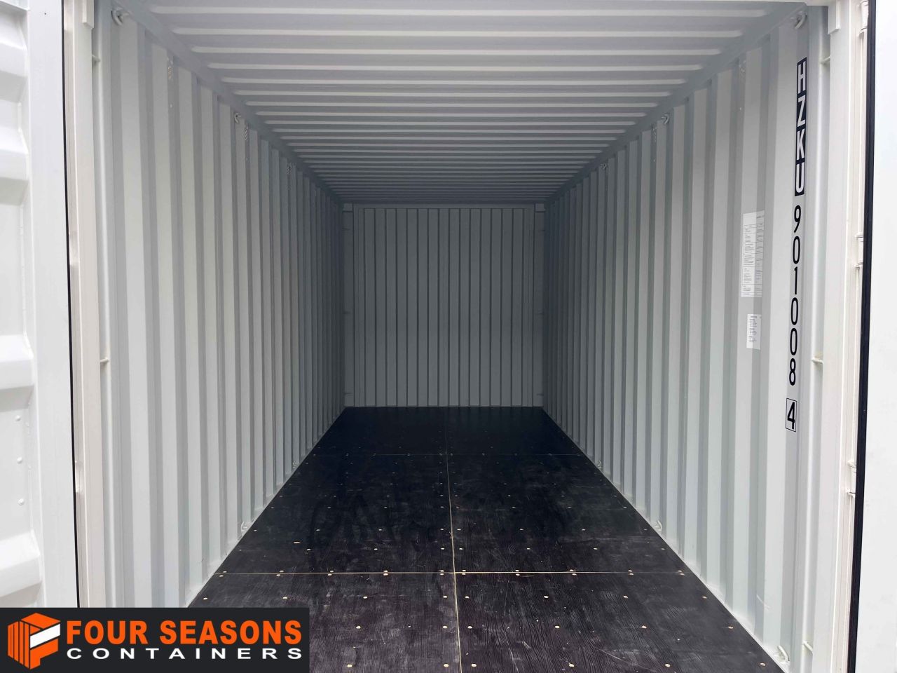 Rental of shipping container 20′ IICL6 Brno – Photo 9