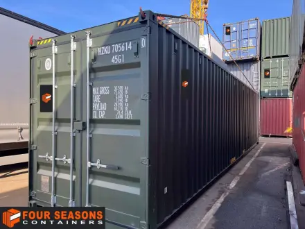 Bottle Green Cargo Container 40HC EOD Opening, 705 617-6 – Miami, FL, USA | Four Seasons Containers