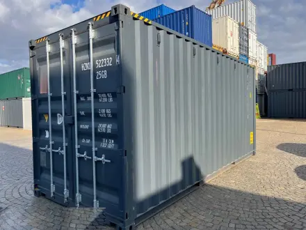Shipping container Zlín 20 ft one-trip IICL6, 102 175-6 – Kansas City, MO, USA | Four Seasons Containers