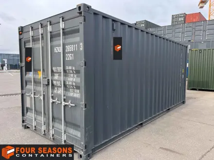 Stylish Anthracite 20ft Shipping Container IICL6, FSCU 717 586-1 – Seattle, WA, USA | Four Seasons Containers