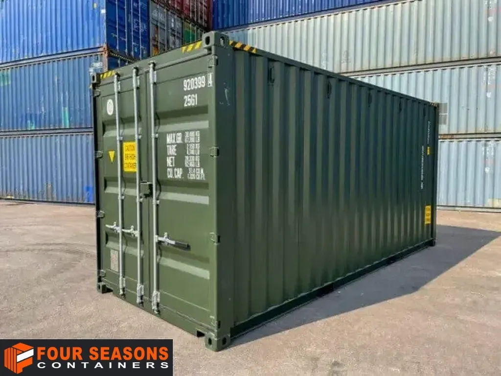 20′ High Cube container in RAL 6007 green – Mělník – Miami, FL, USA | Four Seasons Containers